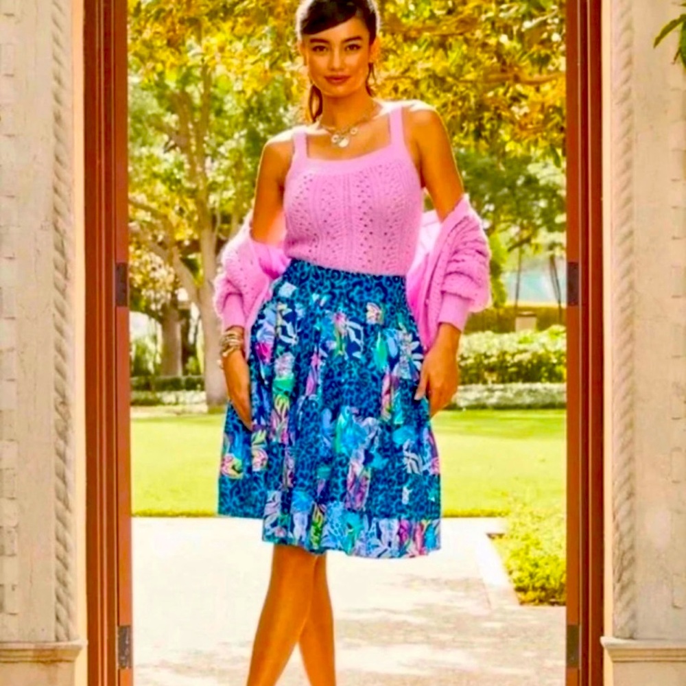 Lilly pulitzer  Bryant Skirt in Pop up Lillys Party Patch print. NWT Size 12